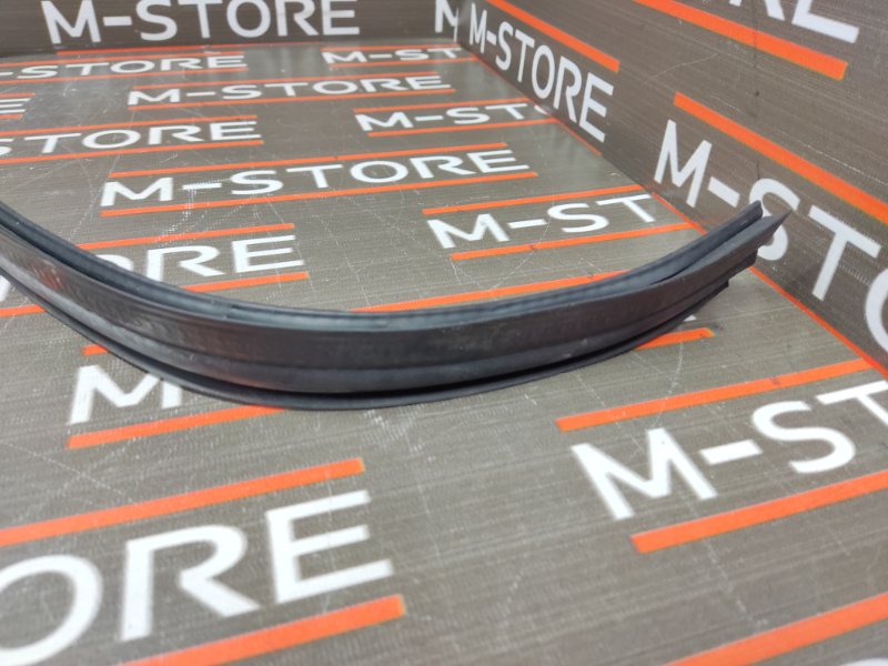 Уплотнитель капота, 340 рублей, Красноярск