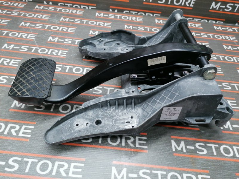 педаль тормоза, 350 рублей, Красноярск