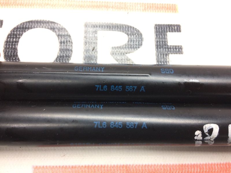 Амортизатор стекла багажника, 1000 рублей, Красноярск