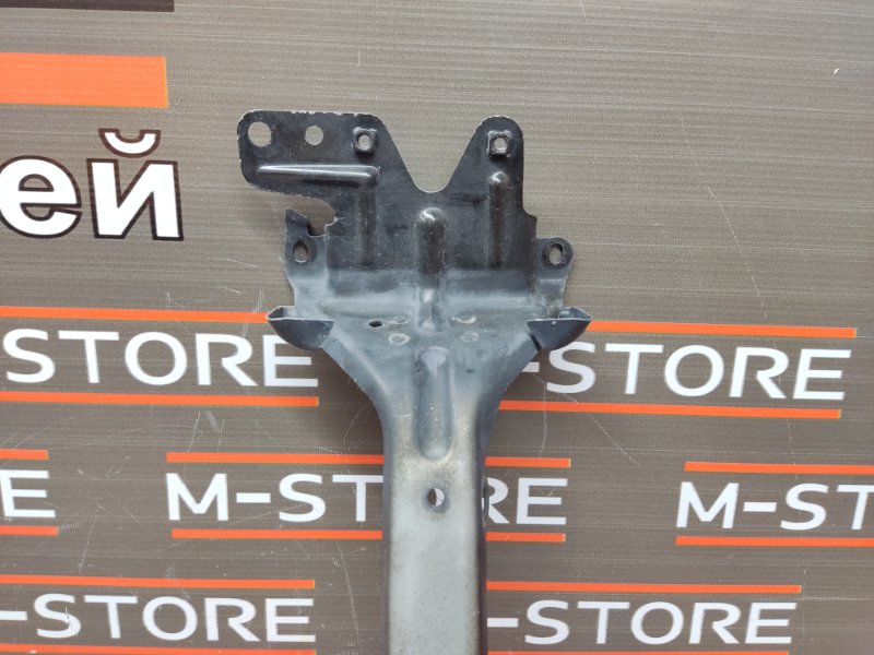 Кронштейн замка капота, 340 рублей, Красноярск