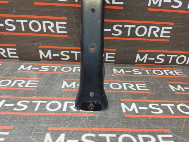 Кронштейн замка капота, 340 рублей, Красноярск