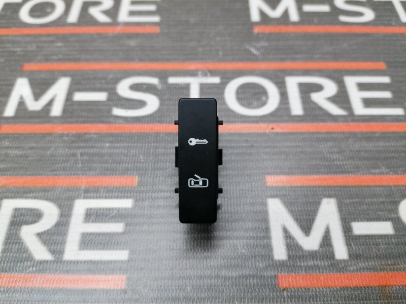 Кнопка центрального замка, 100 рублей, Красноярск