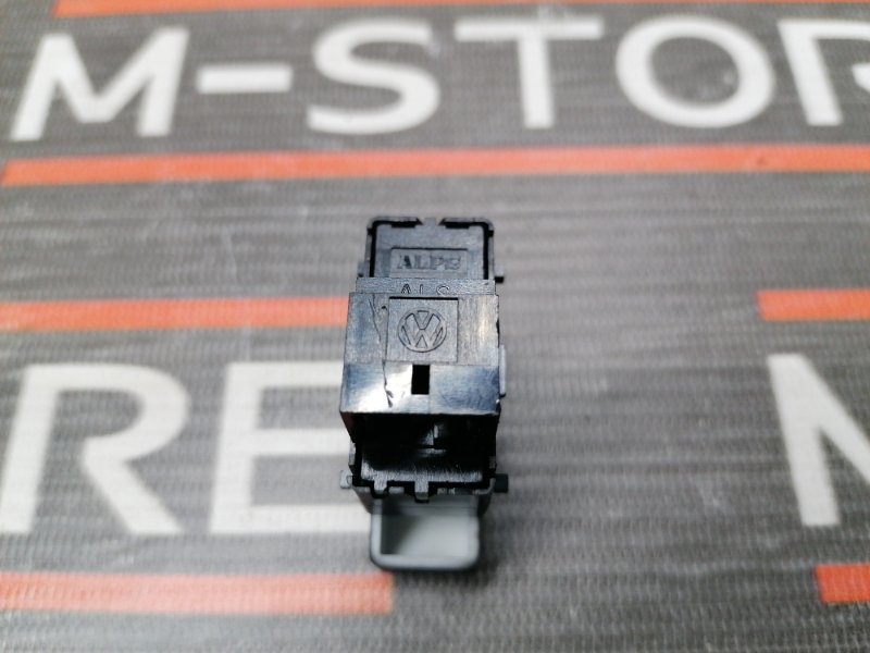 Кнопка центрального замка, 100 рублей, Красноярск