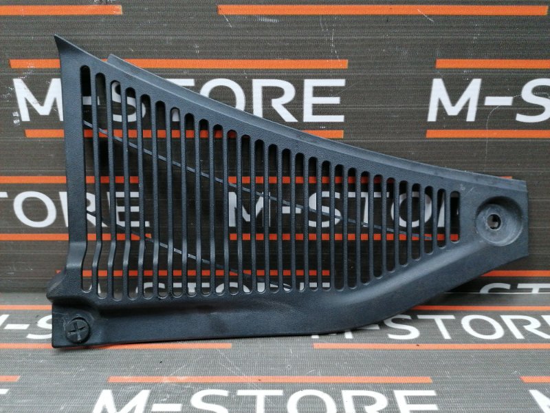 решетка под лобовое стекло, 340 рублей, Красноярск