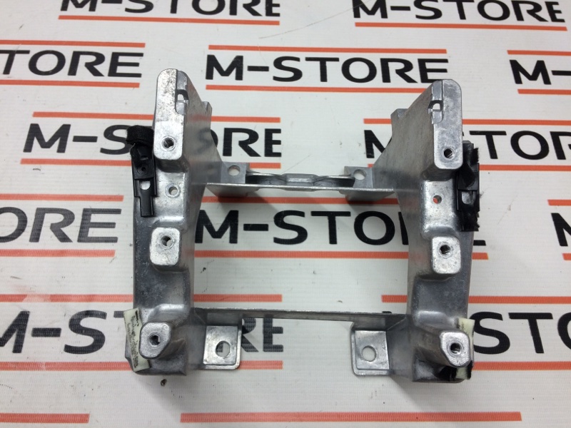 Кронштейн подлокотника, 340 рублей, Красноярск