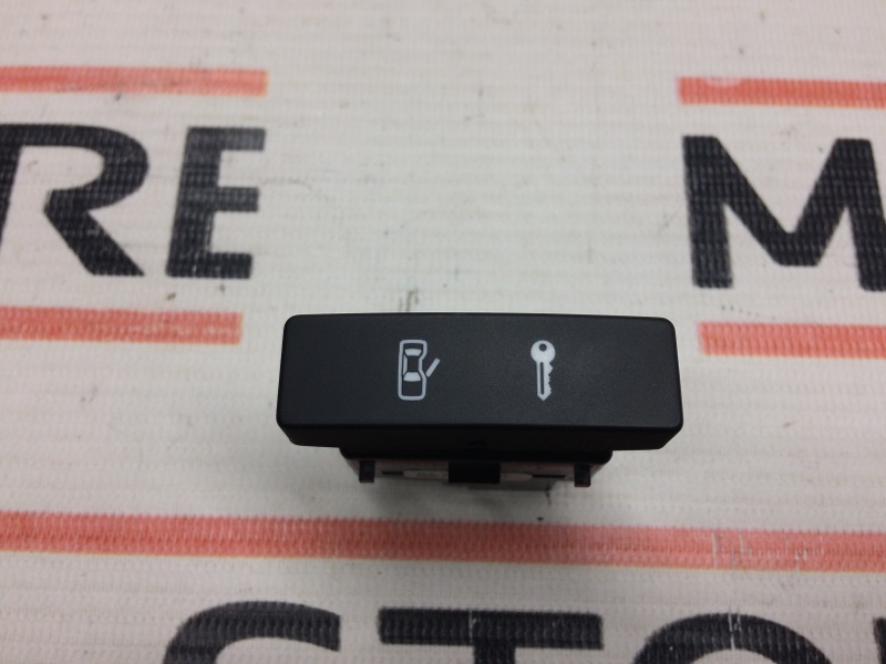 Кнопка центрального замка, 100 рублей, Красноярск