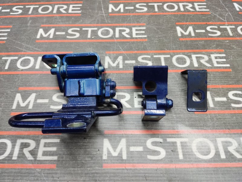 петля двери, 670 рублей, Красноярск