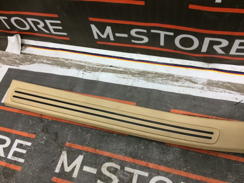 Накладка на порог салона, 350 рублей, Красноярск