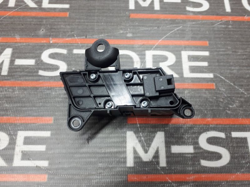 Кнопка центрального замка, 500 рублей, Красноярск