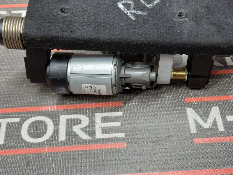 механизм складывания подголовника, 450 рублей, Красноярск