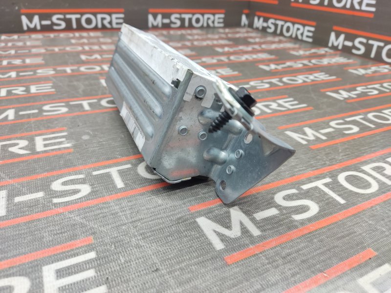 Подушка безопасности боковая (потолочная), 1220 рублей, Красноярск