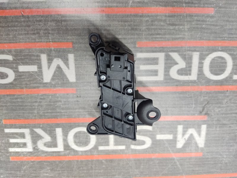 Кнопка центрального замка, 500 рублей, Красноярск