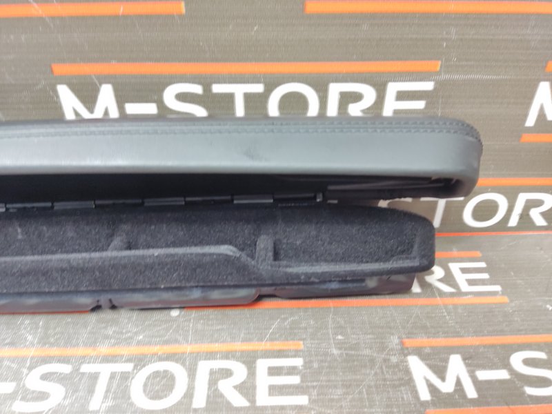 Подлокотник двери, 860 рублей, Красноярск