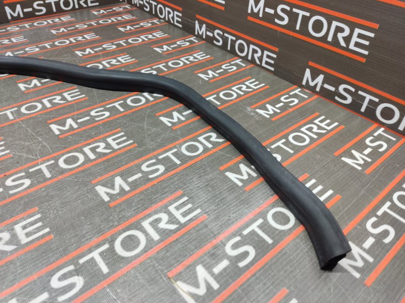 Уплотнитель капота, 340 рублей, Красноярск