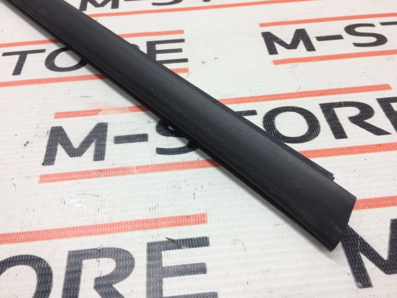 уплотнитель стекла двери, 600 рублей, Красноярск