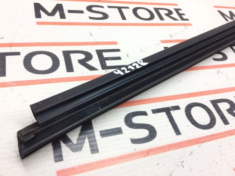 уплотнитель стекла двери, 600 рублей, Красноярск