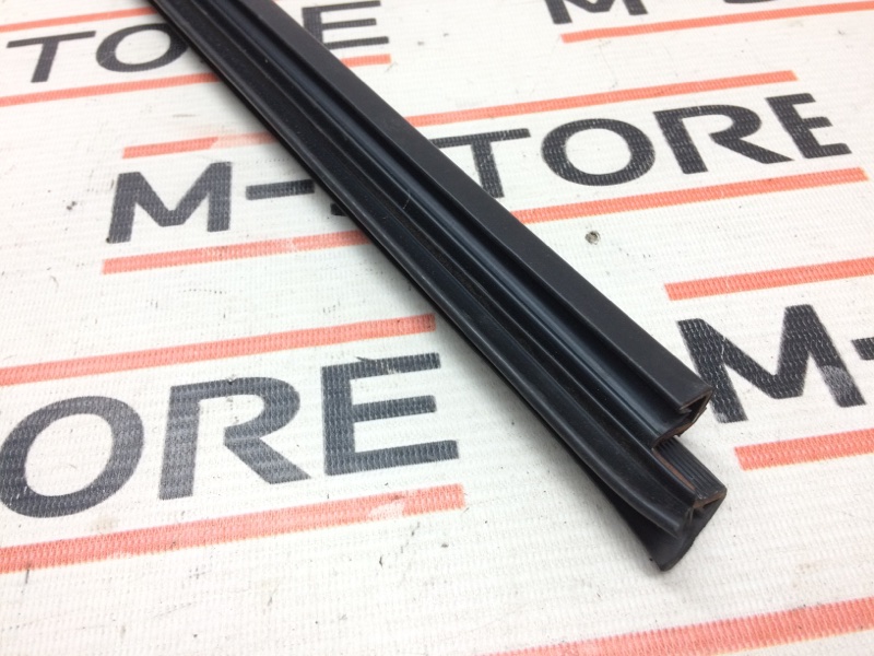 уплотнитель стекла двери, 600 рублей, Красноярск