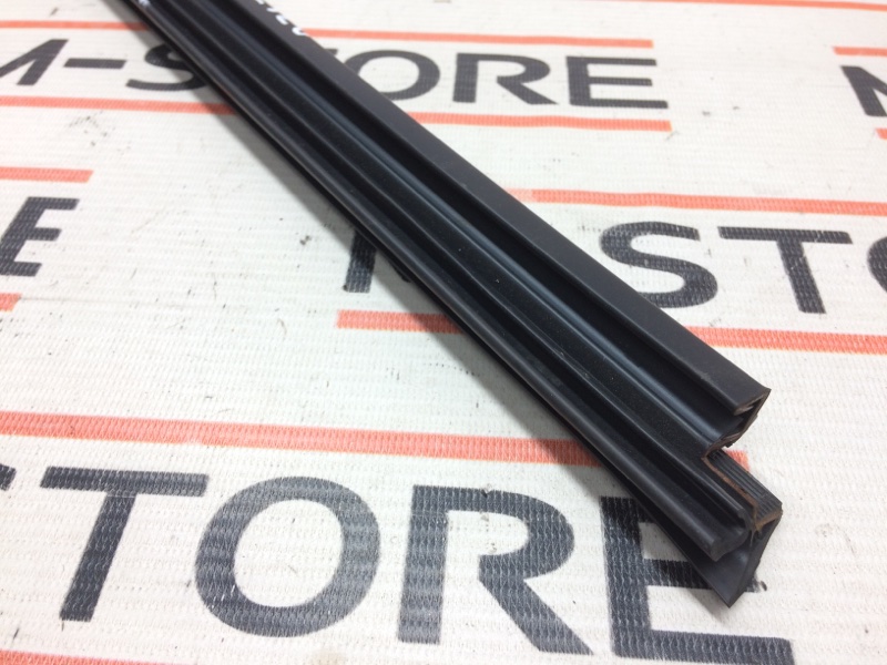 уплотнитель стекла двери, 600 рублей, Красноярск