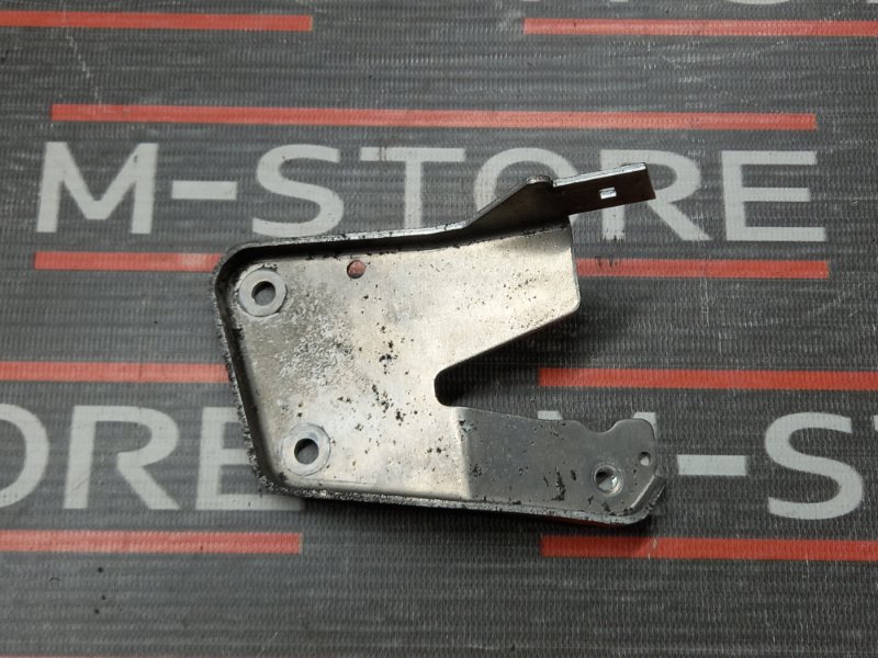 кронштейн, 280 рублей, Красноярск