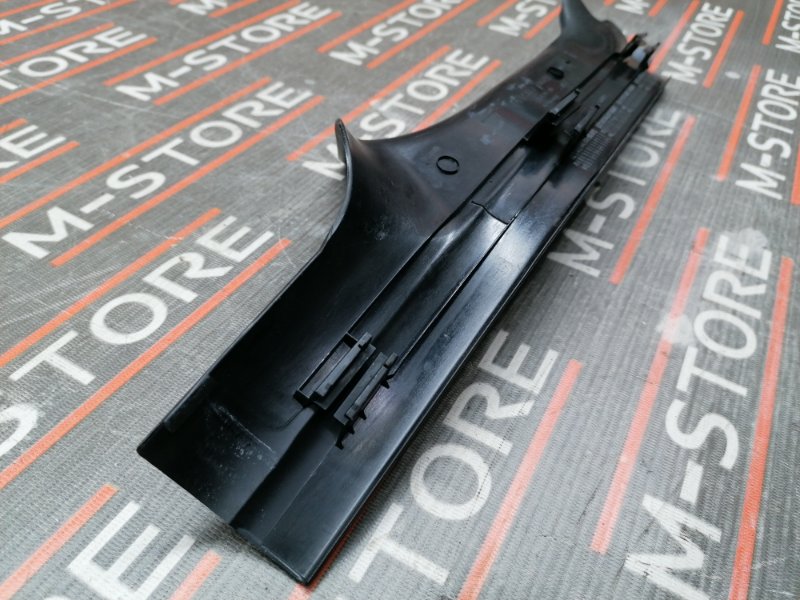 Накладка на порог салона, 200 рублей, Красноярск