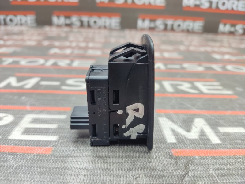 кнопка стеклоподъемника, 300 рублей, Красноярск