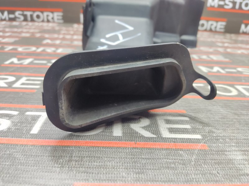 Водосток лобового стекла, 340 рублей, Красноярск