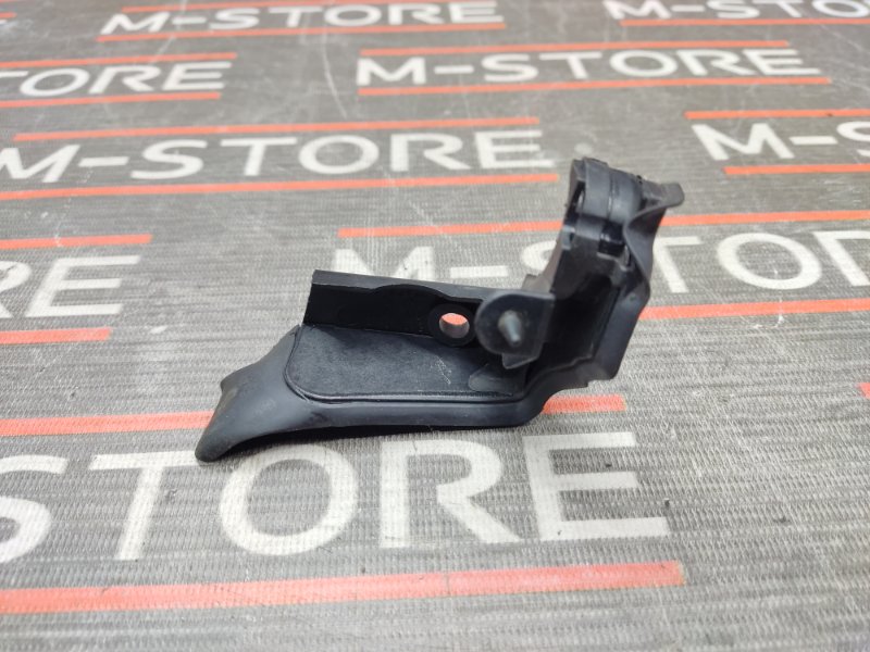 Уплотнитель капота, 280 рублей, Красноярск