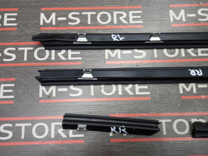 уплотнитель стекла двери, 810 рублей, Красноярск