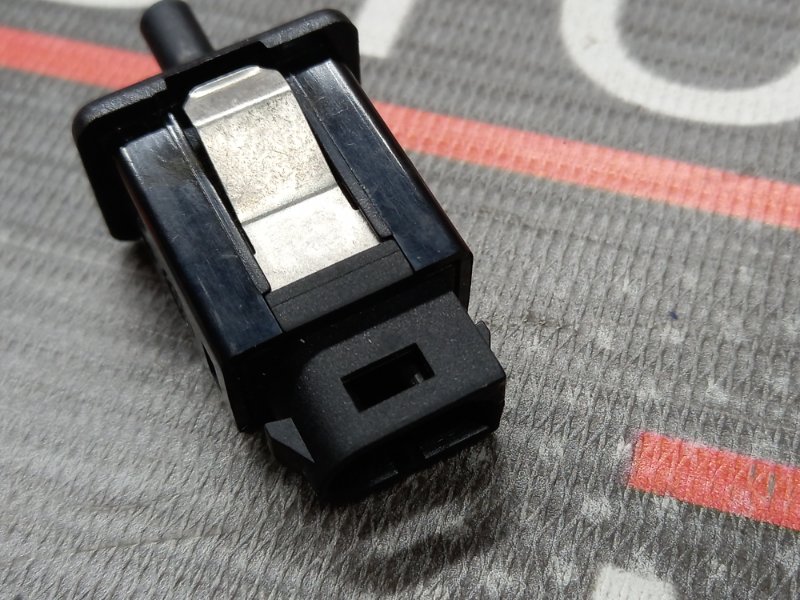 концевик бардачка, 300 рублей, Красноярск