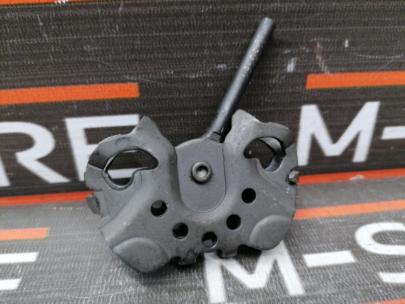 Кронштейн троса ручника, 300 рублей, Красноярск