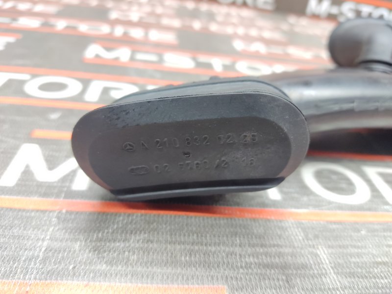 Водосток лобового стекла, 190 рублей, Красноярск