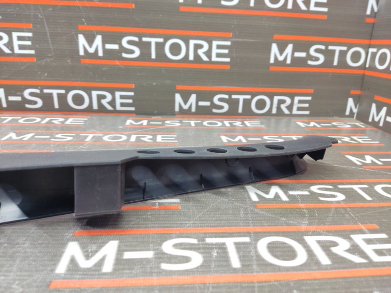 Накладка на порог салона, 300 рублей, Красноярск