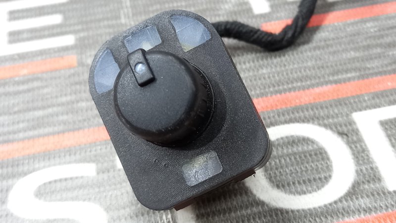 Кнопка регулировки зеркал, 300 рублей, Красноярск