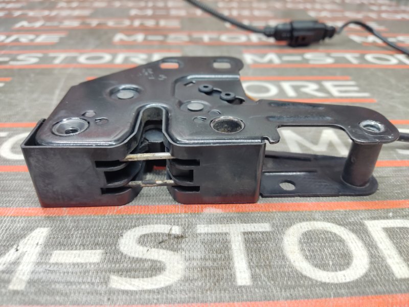 замок капота, 670 рублей, Красноярск