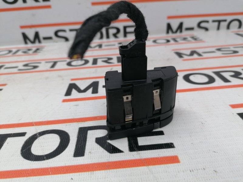 Кнопка бортового компьютера, 200 рублей, Красноярск