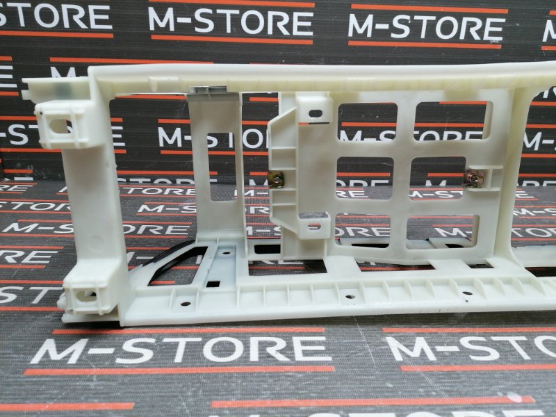 Консоль между сидений, 350 рублей, Красноярск