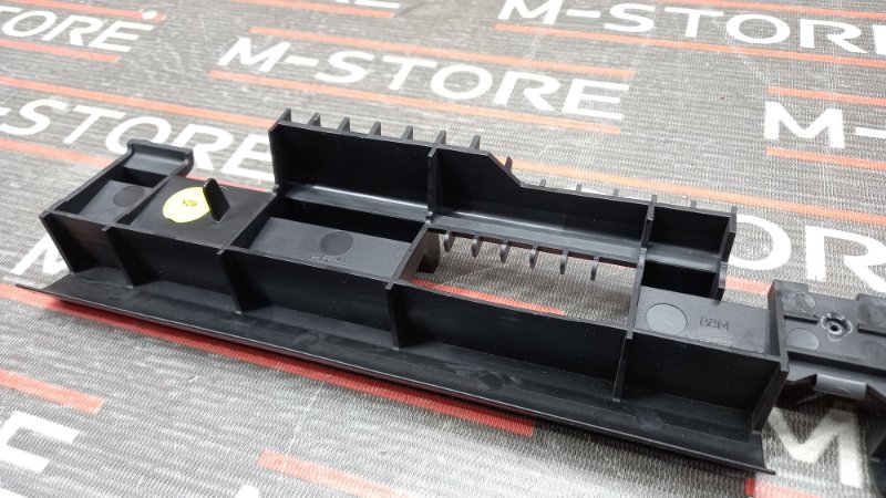 кронштейн порога, 300 рублей, Красноярск