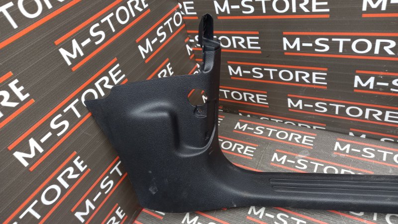 Накладка на порог салона, 480 рублей, Красноярск