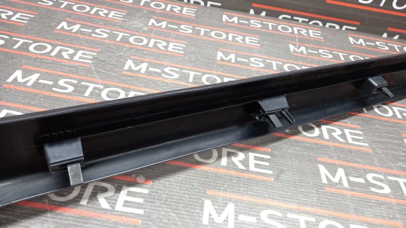 Накладка на порог салона, 480 рублей, Красноярск