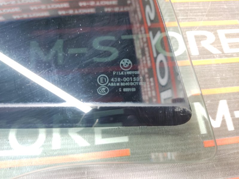 Стекло боковое, 600 рублей, Красноярск