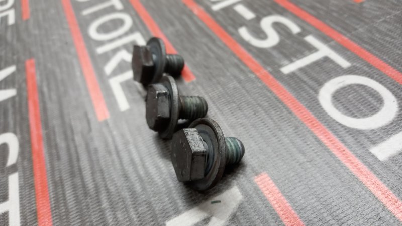 болт гидротрансформатора, 300 рублей, Красноярск