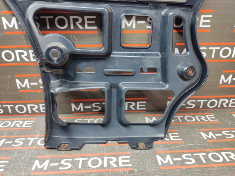 крепление бампера, 500 рублей, Красноярск