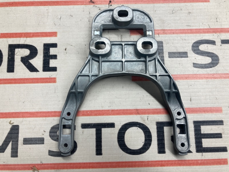 Кронштейн зеркала салона, 200 рублей, Красноярск