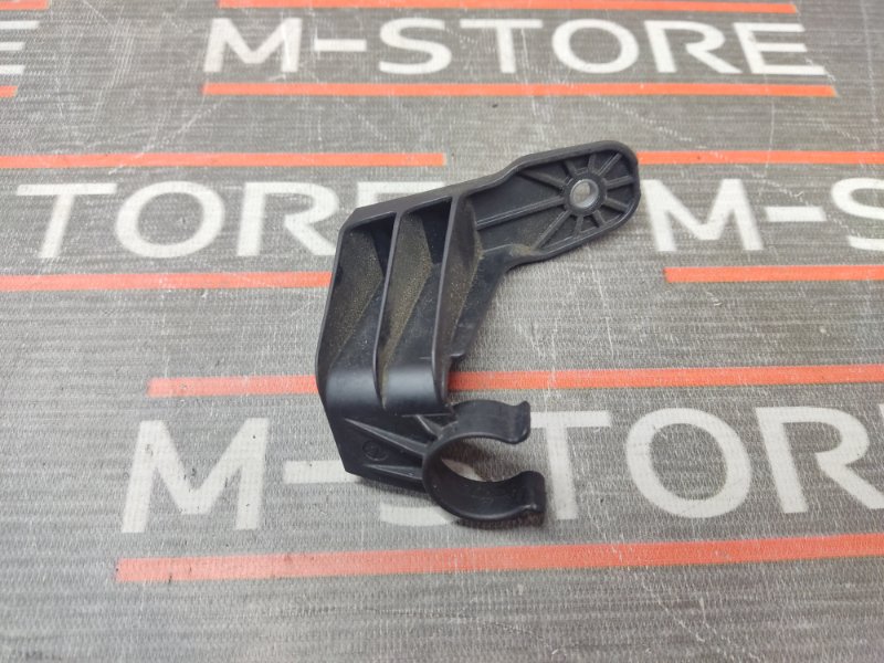 Держатель патрубка системы охлаждения, 190 рублей, Красноярск