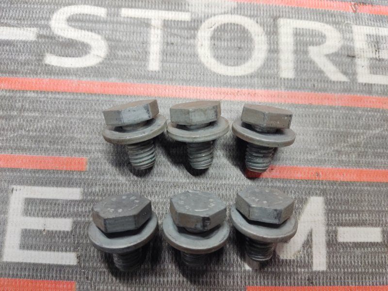 болт гидротрансформатора, 300 рублей, Красноярск