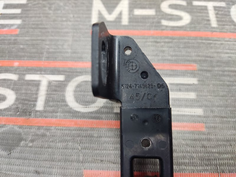 петля замка багажника, 670 рублей, Красноярск