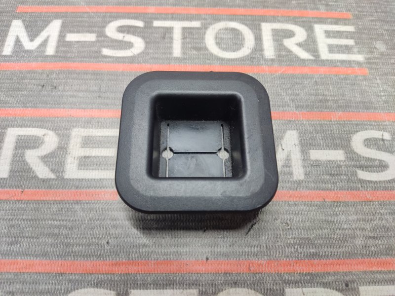 накладка багажника, 210 рублей, Красноярск