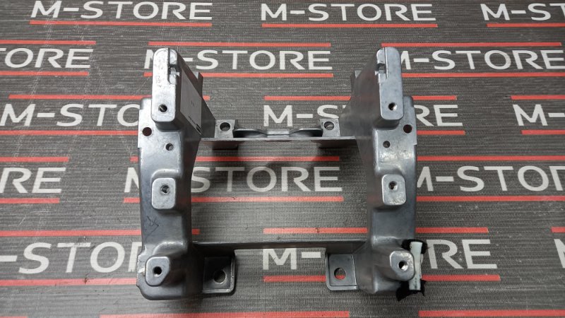 Кронштейн подлокотника, 340 рублей, Красноярск