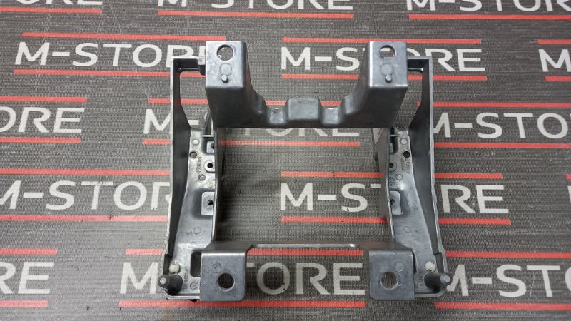 Кронштейн подлокотника, 340 рублей, Красноярск