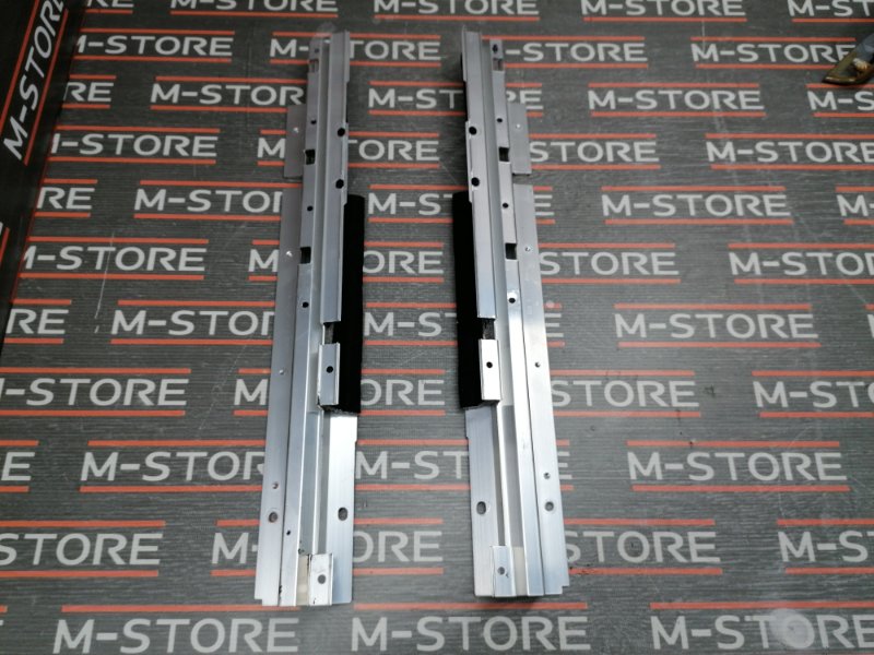 кронштейн направляющей шторки багажника, 630 рублей, Красноярск